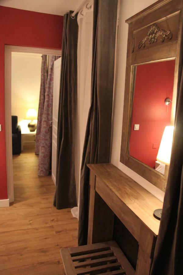 Bed and Breakfast Les Toits De Parigi Esterno foto