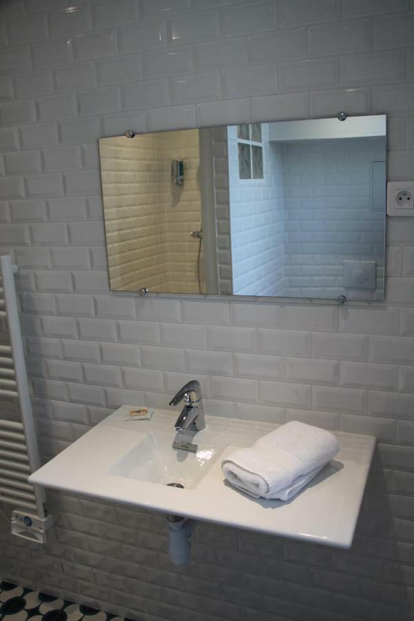 Bed and Breakfast Les Toits De Parigi Esterno foto